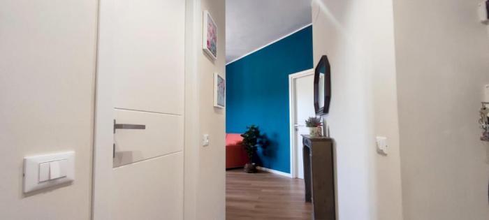 2 Bedroom Gem Near Milano Centrale Fast Wi Fi Kademy House Habitación foto